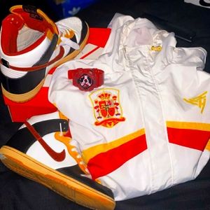 Vintage Nike dunk high W/G shock and windbreaker